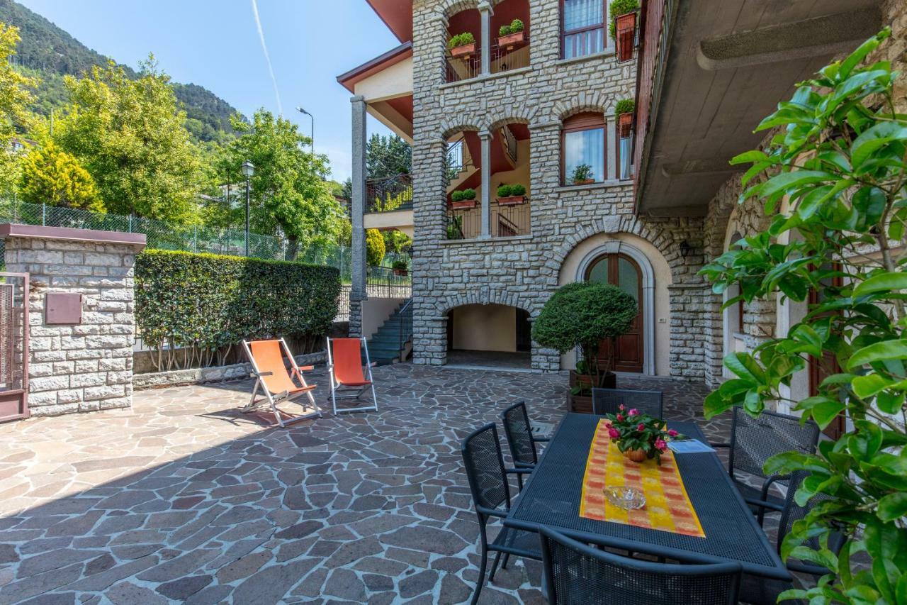 Villa Mariarosa Apartments Tignale Exteriör bild